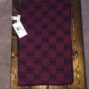 NWT Michael Kors Scarf